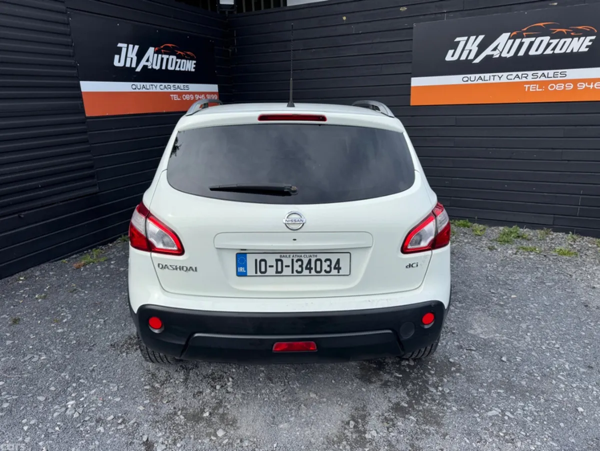 Nissan Qashqai Hatchback, Diesel, 2010, White