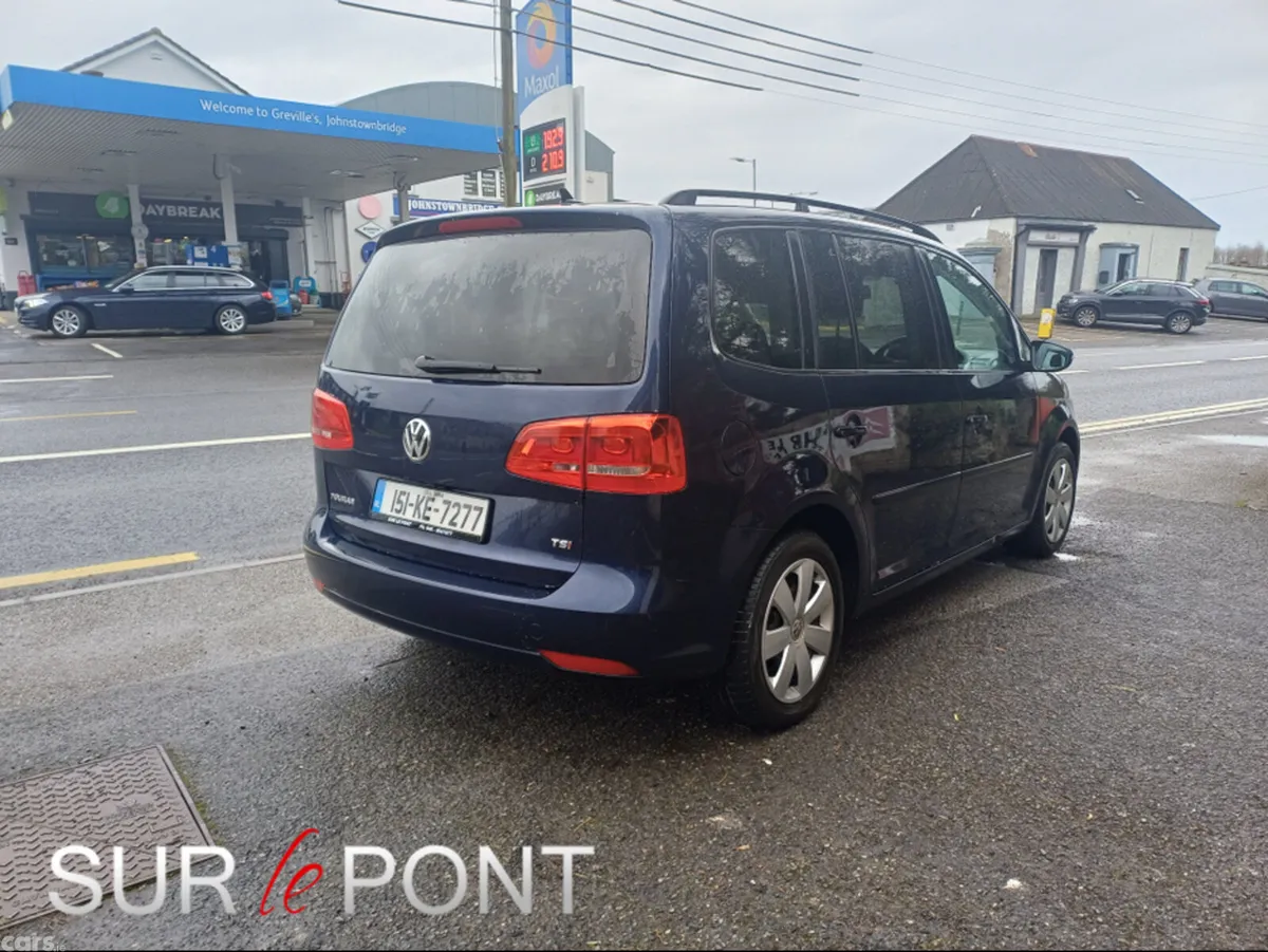 Volkswagen Touran MPV, Petrol, 2015, Blue