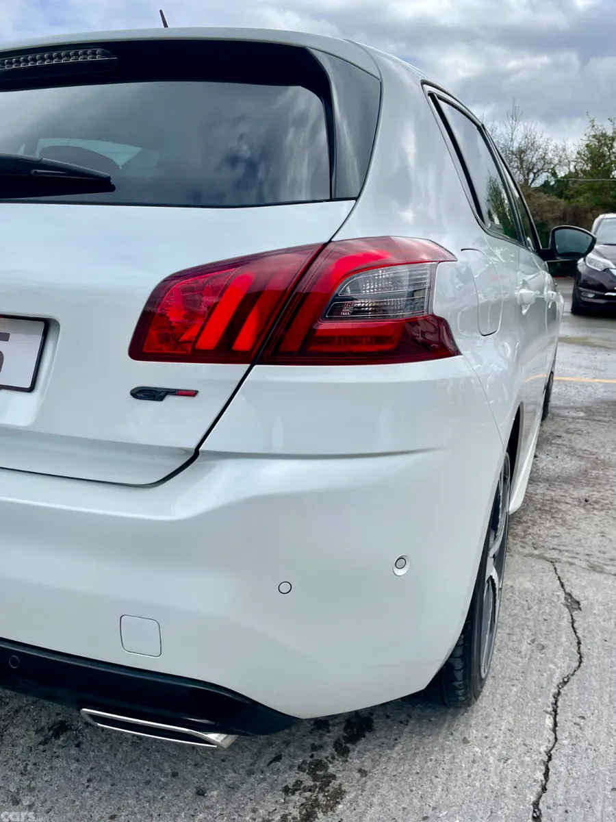 Peugeot 308 Hatchback, Diesel, 2018, White