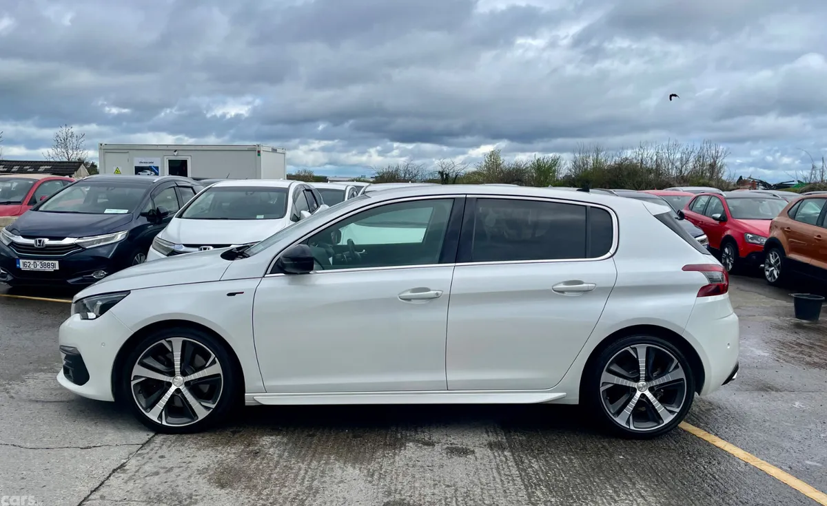 Peugeot 308 Hatchback, Diesel, 2018, White
