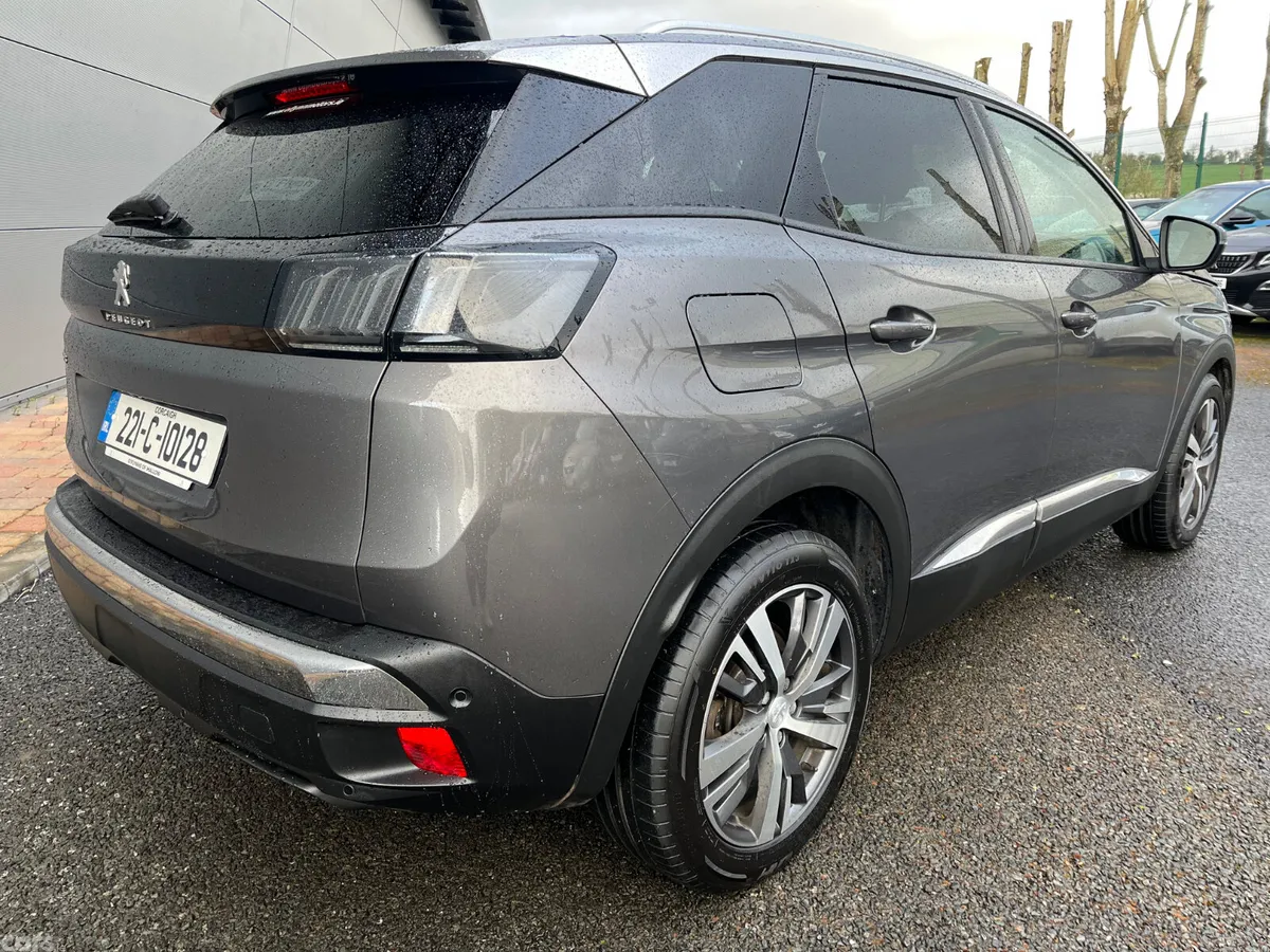 Peugeot 3008 MPV, Diesel, 2022, Grey