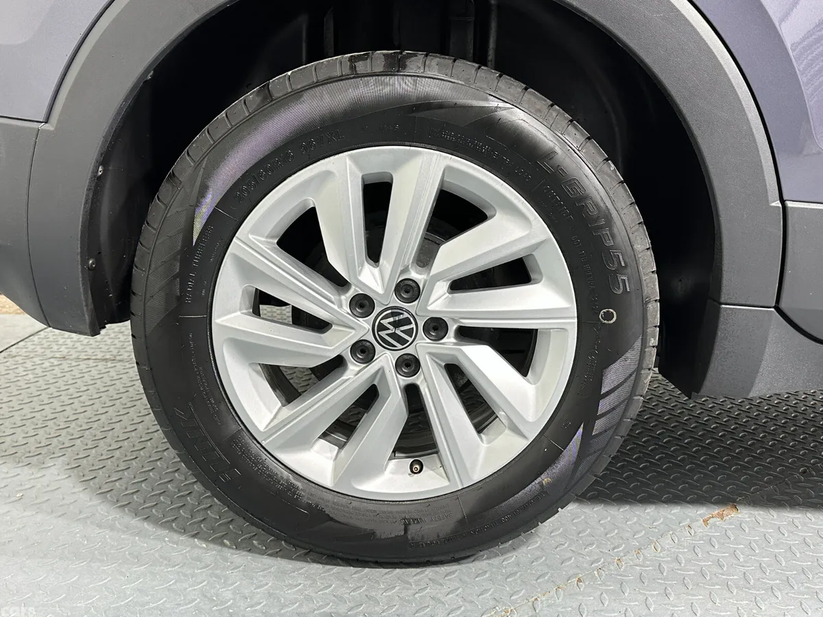 Volkswagen T-Cross Estate/Jeep, Petrol, 2023, Grey
