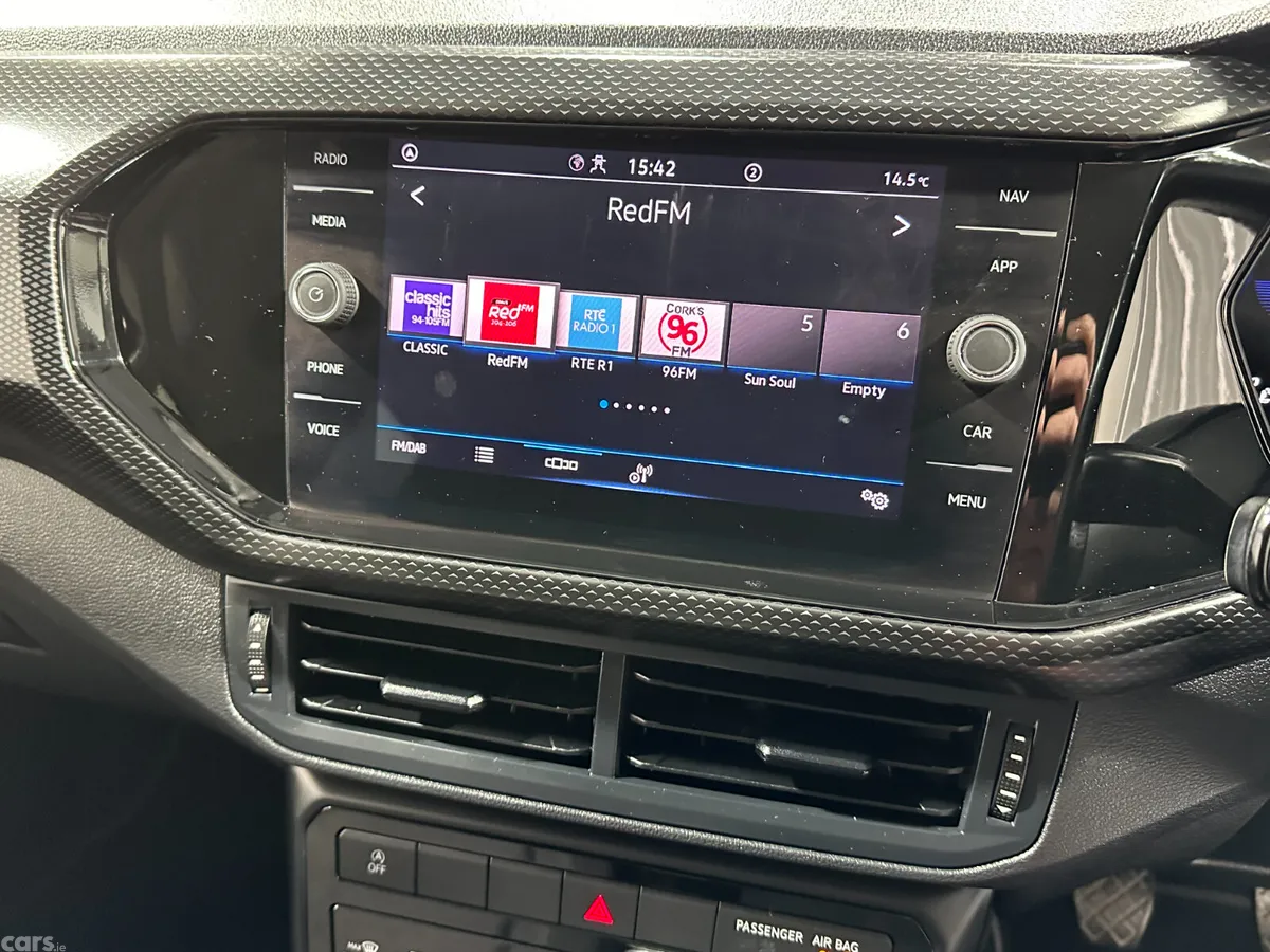 Volkswagen T-Cross Estate/Jeep, Petrol, 2023, Grey