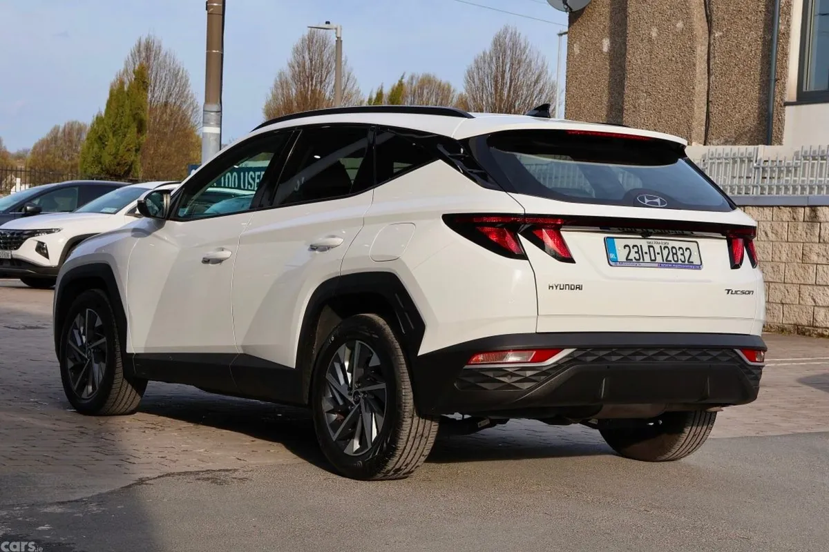 Hyundai Tucson SUV, Diesel, 2023, White