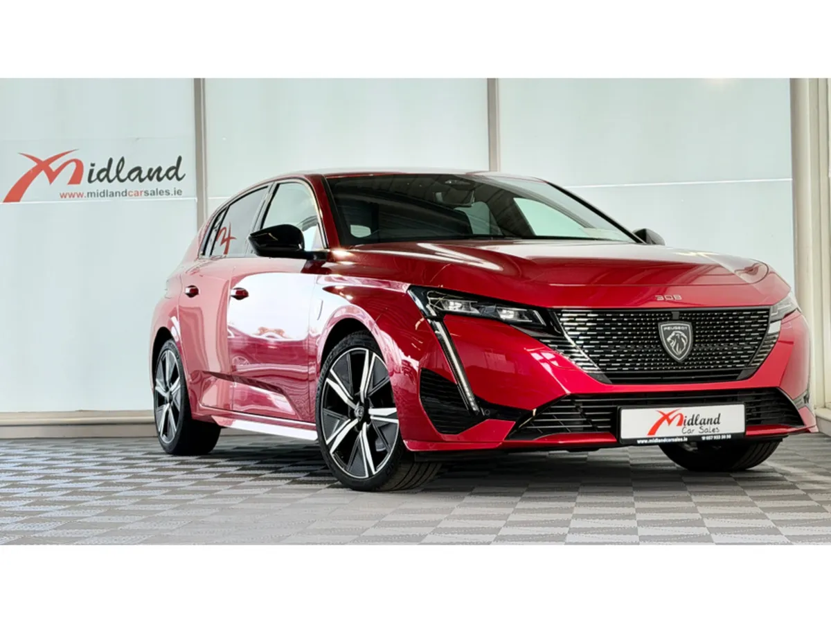 Peugeot 308 Hatchback, Diesel, 2023, Red