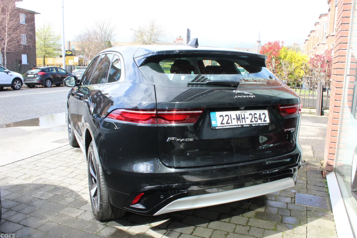 Jaguar F-Pace SUV, Petrol Plug-in Hybrid, 2022, Black