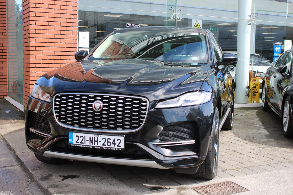 Jaguar F-Pace SUV, Petrol Plug-in Hybrid, 2022, Black