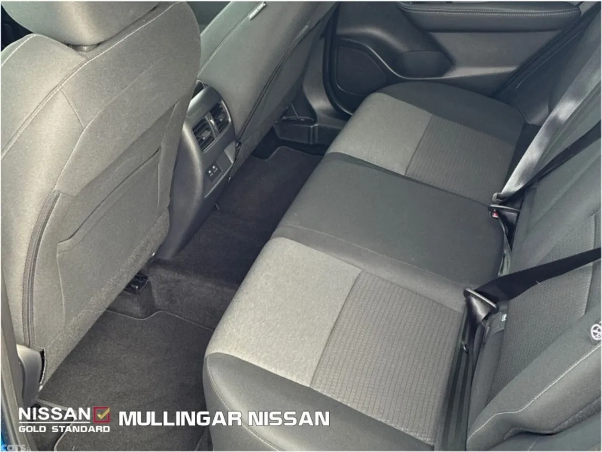 Nissan Qashqai MPV, Petrol, 2023, Blue