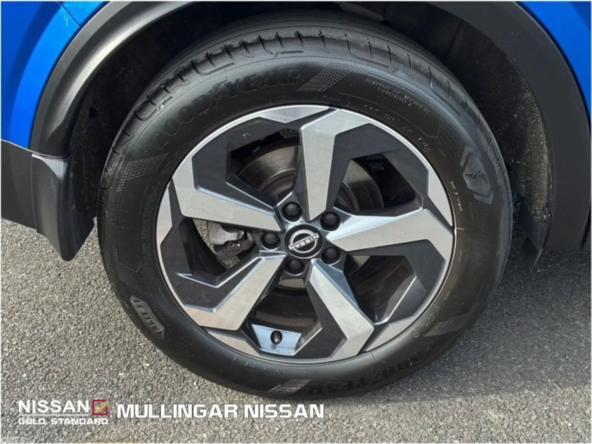 Nissan Qashqai MPV, Petrol, 2023, Blue