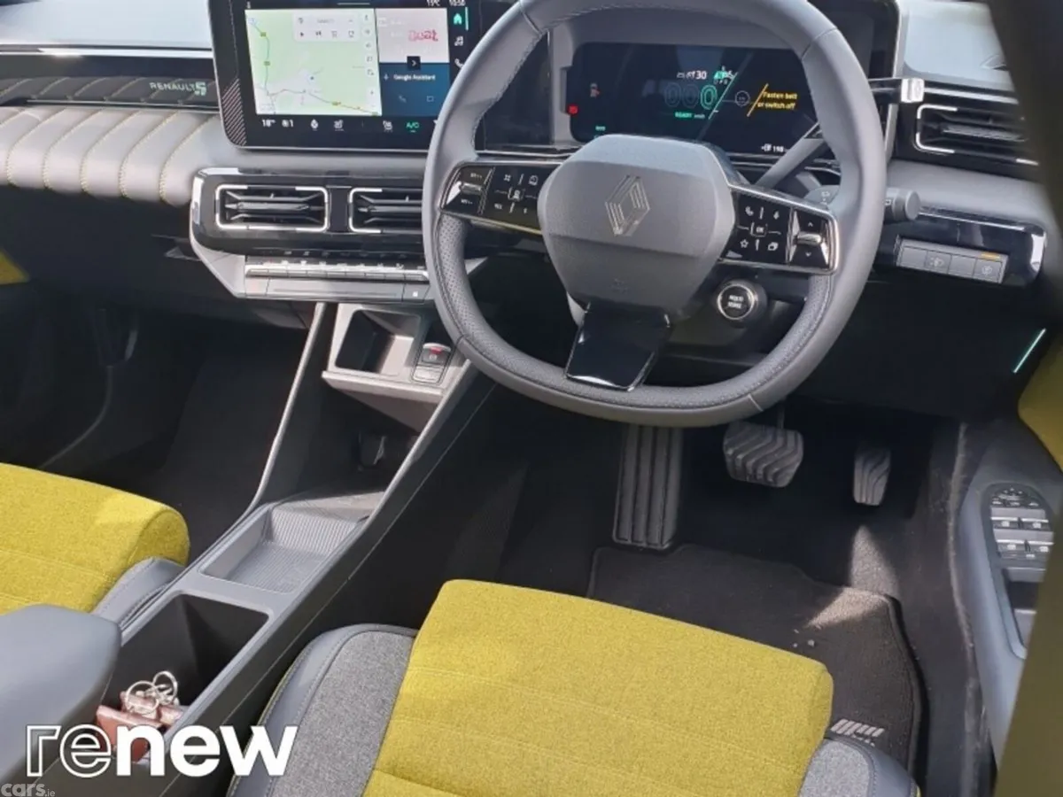 Renault 5 Hatchback, Electric, 2025, White