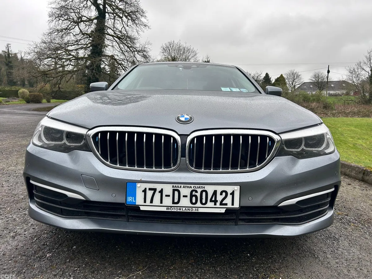 BMW 5-Series Saloon, Petrol Plug-in Hybrid, 2017, Blue