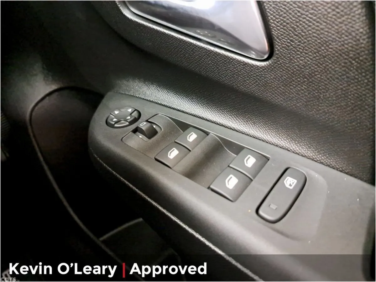 Opel Corsa Hatchback, Petrol, 2026, Red
