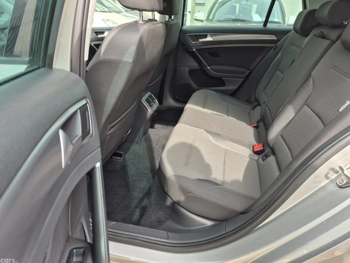 Volkswagen Golf Hatchback, Petrol, 2018, Grey