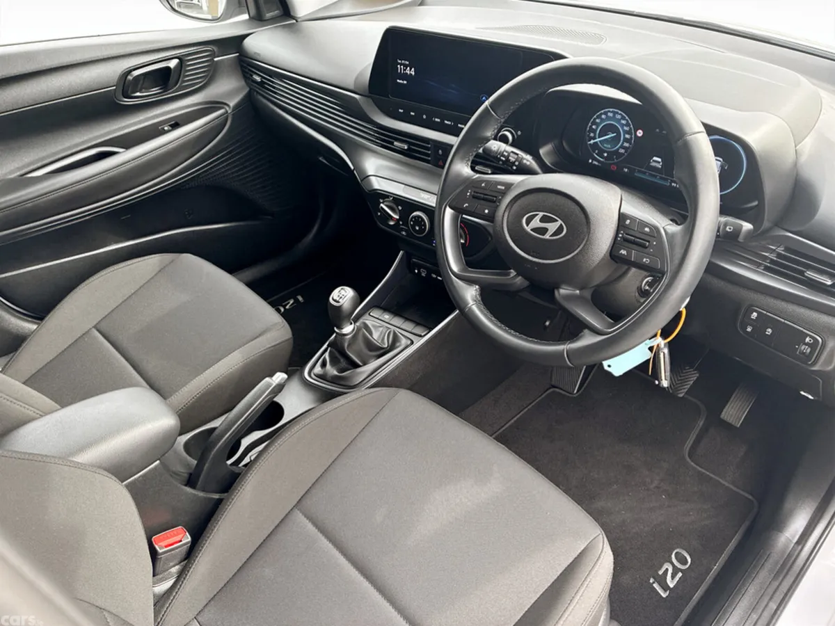 Hyundai i20 Hatchback, Petrol, 2025, Grey
