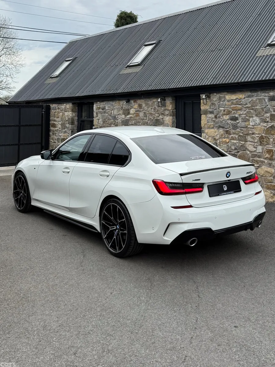 BMW 3-Series Saloon, Diesel, 2019, White