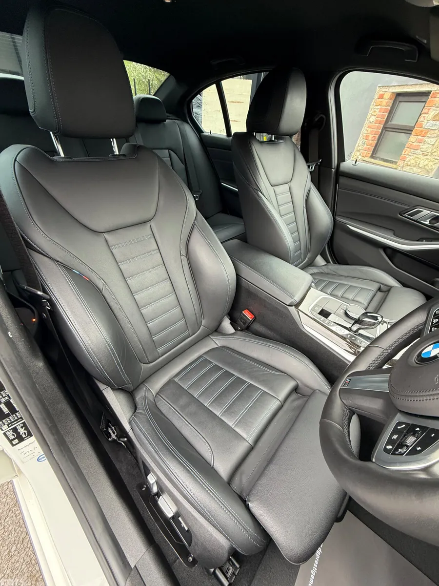 BMW 3-Series Saloon, Diesel, 2019, White