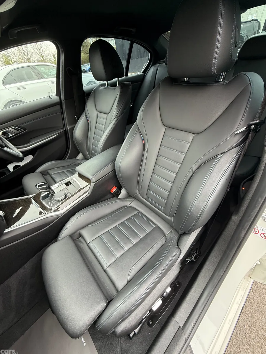 BMW 3-Series Saloon, Diesel, 2019, White