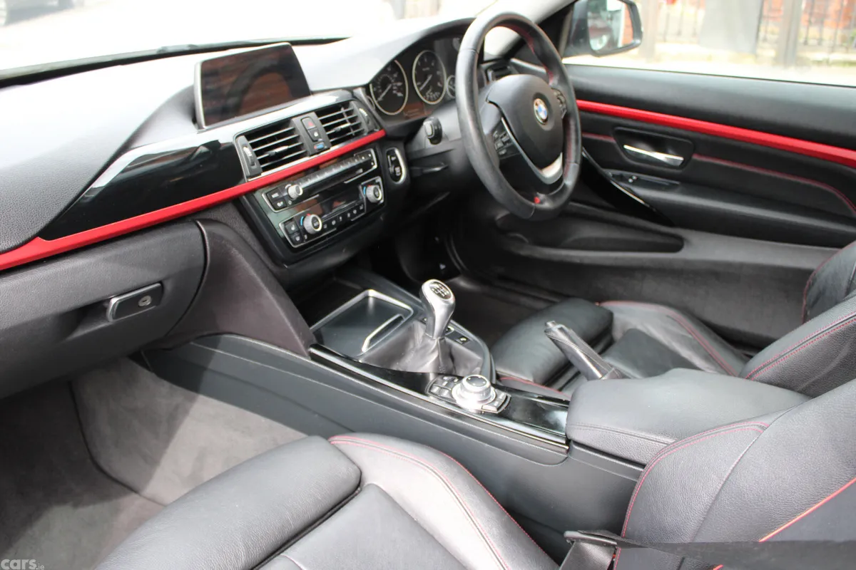 BMW 4-Series Coupe, Diesel, 2016, White