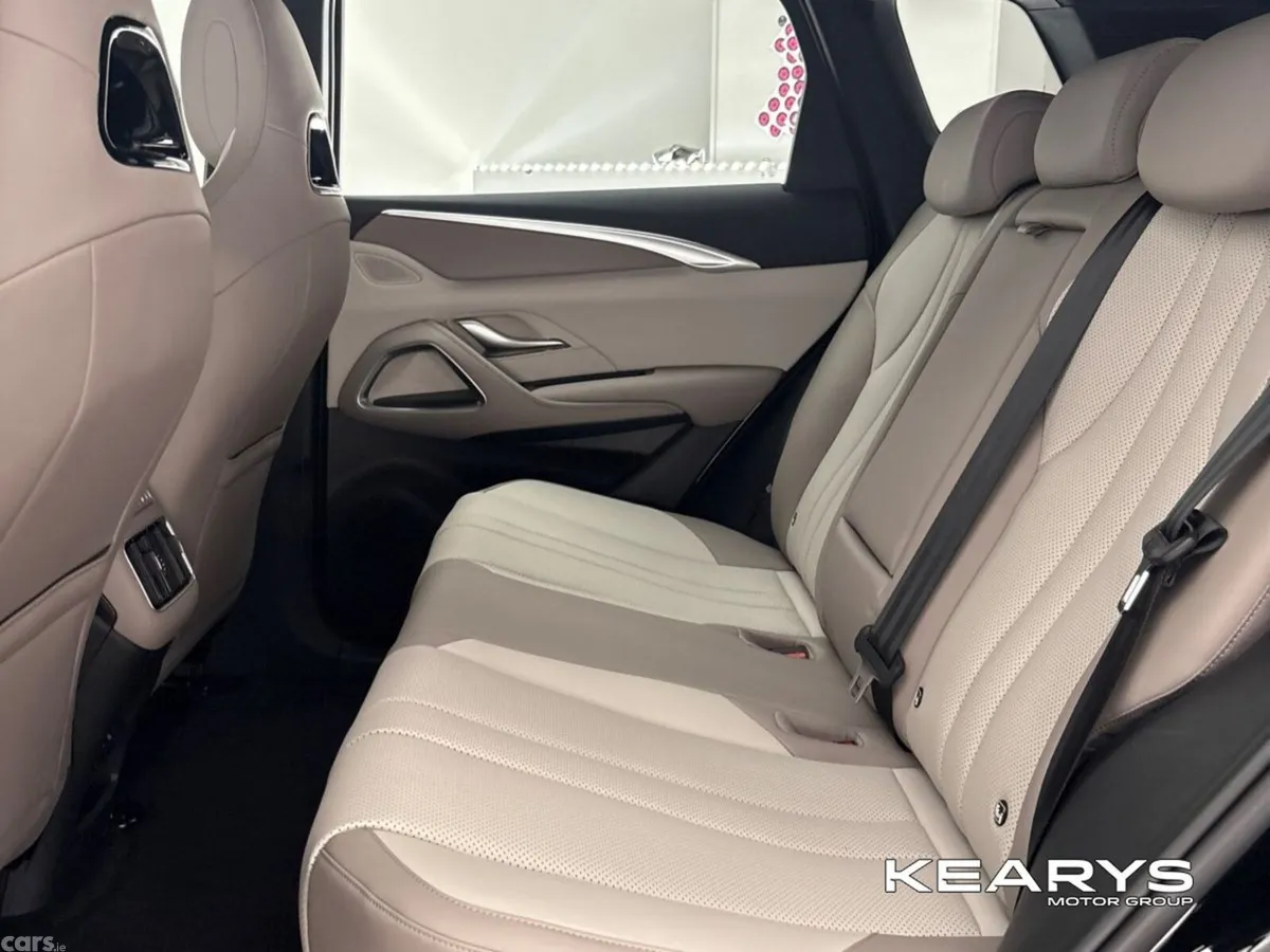 BYD SEALION 5 SUV, Petrol Plug-in Hybrid, 2027, Black