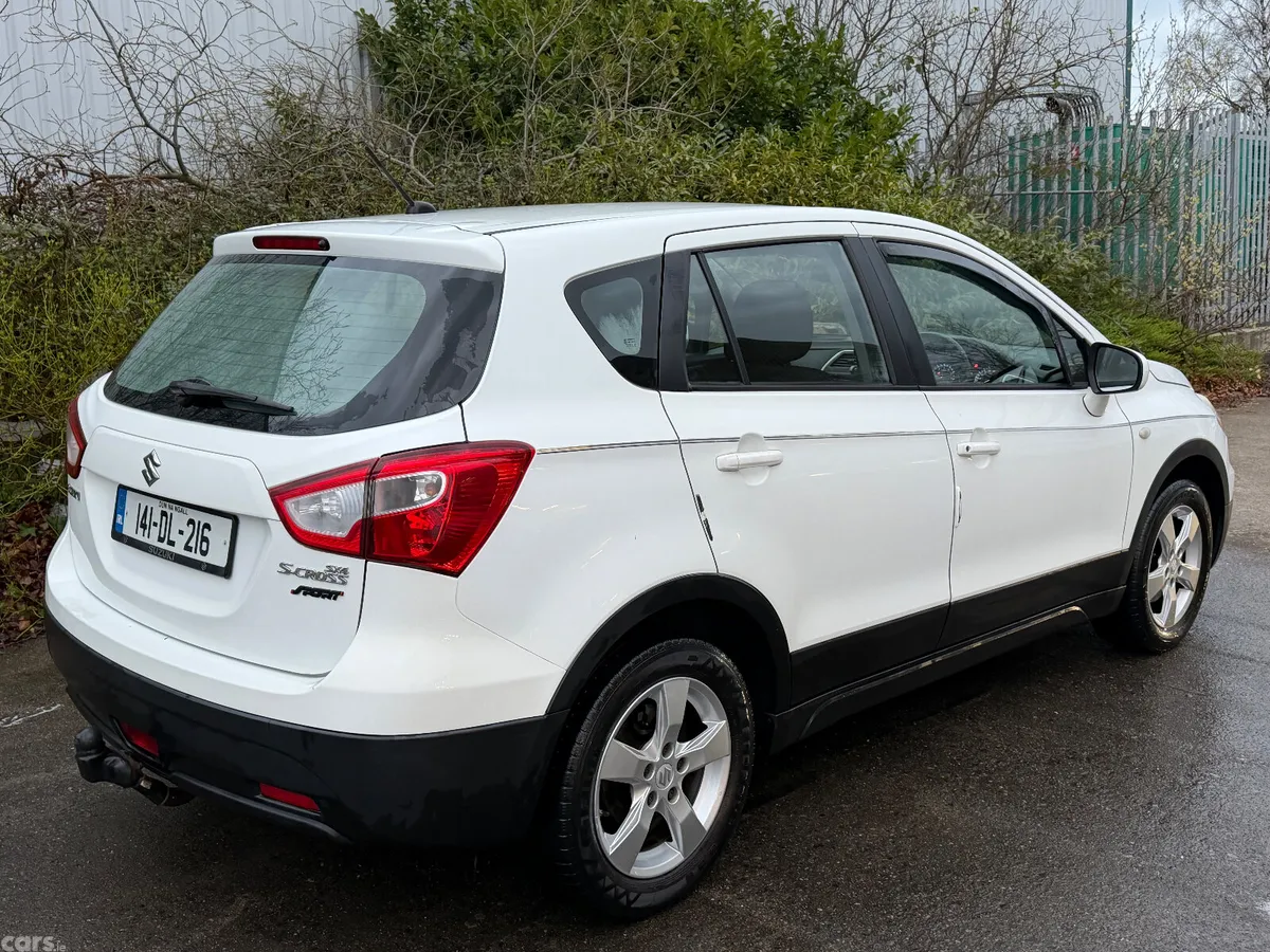 Suzuki SX4 S-Cross Hatchback, Petrol, 2014, White