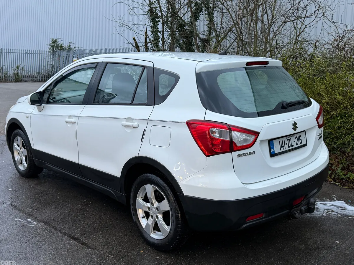 Suzuki SX4 S-Cross Hatchback, Petrol, 2014, White