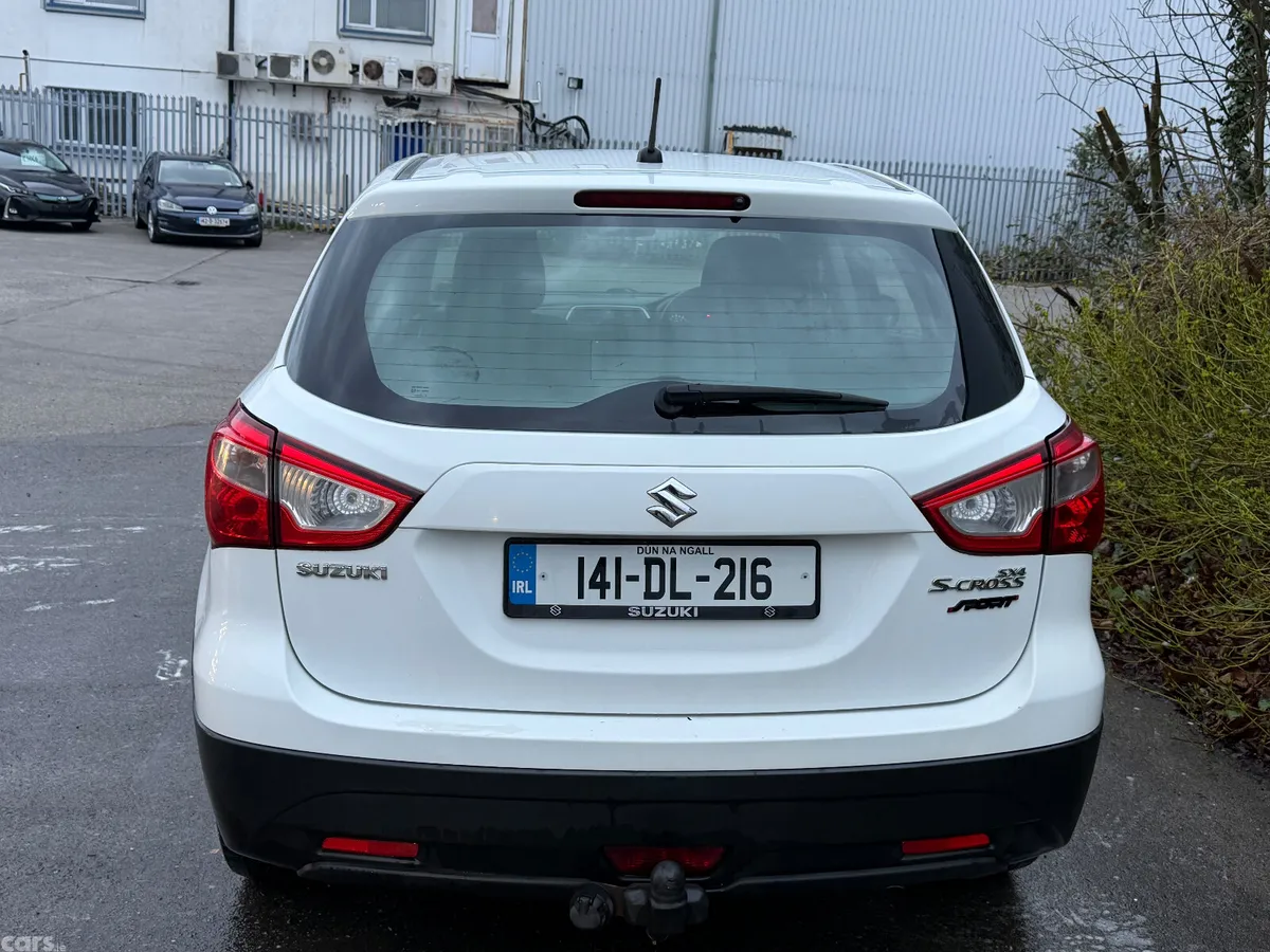 Suzuki SX4 S-Cross Hatchback, Petrol, 2014, White