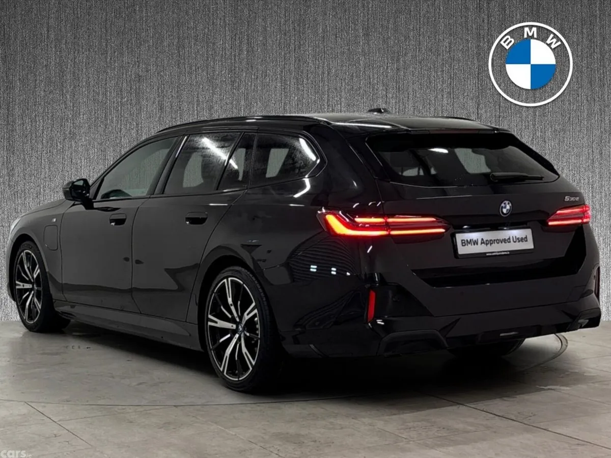 BMW 5-Series Estate, Petrol Plug-in Hybrid, 2025, Black