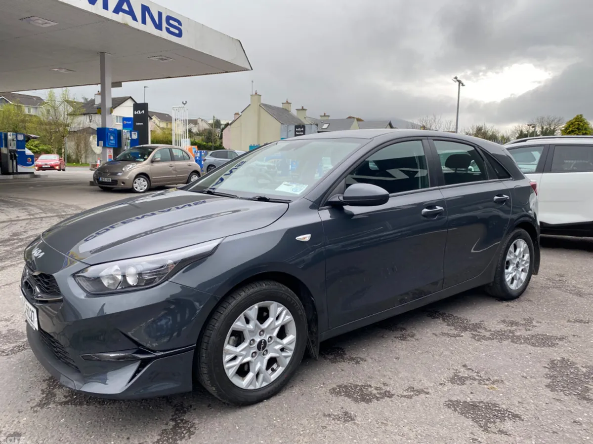 Kia Ceed Hatchback, Diesel Hybrid, 2024, Grey