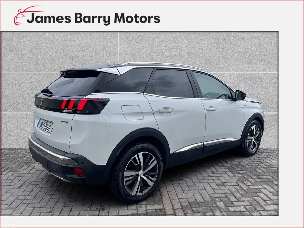 Peugeot 3008 MPV, Petrol, 2018, White