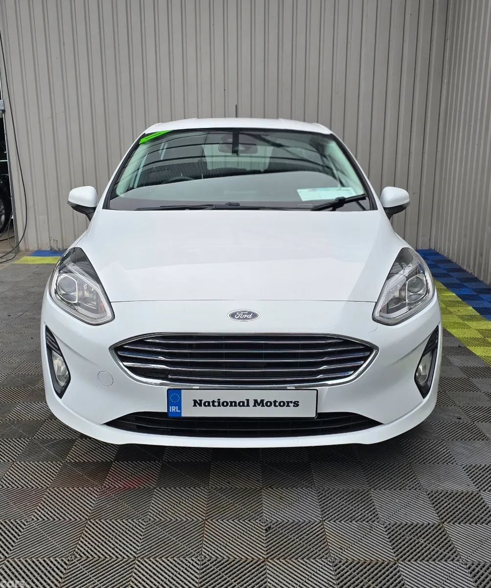 Ford Fiesta Hatchback, Petrol, 2019, White