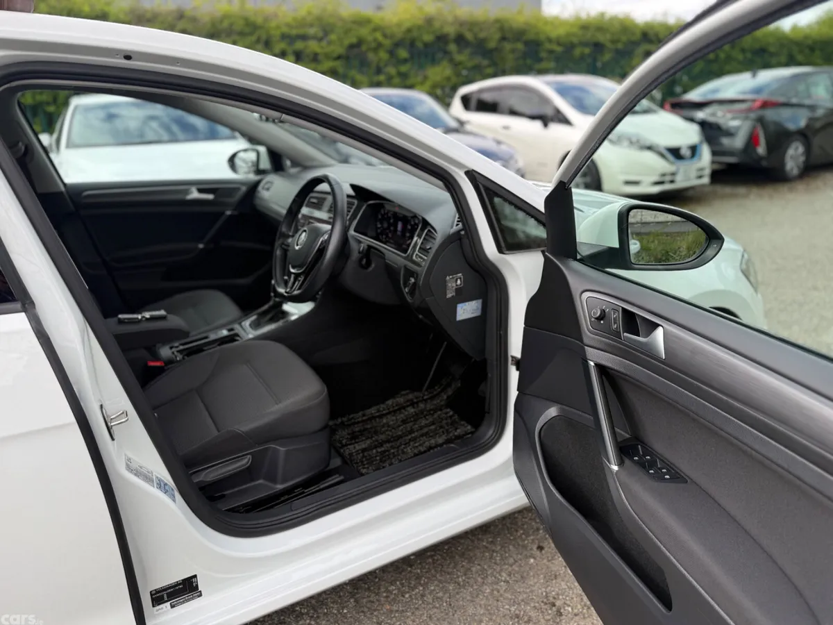 Volkswagen Golf Hatchback, Petrol, 2019, White