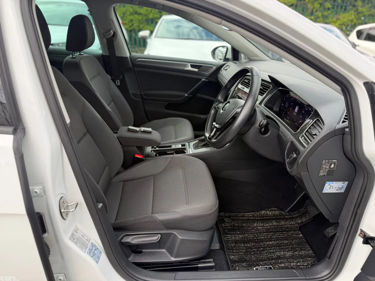 Volkswagen Golf Hatchback, Petrol, 2019, White