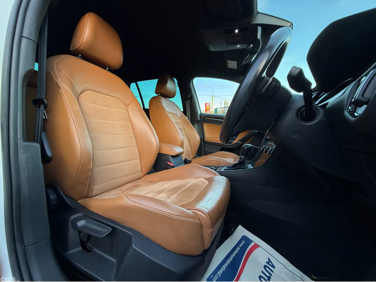 Volkswagen Golf Hatchback, Petrol, 2015, White