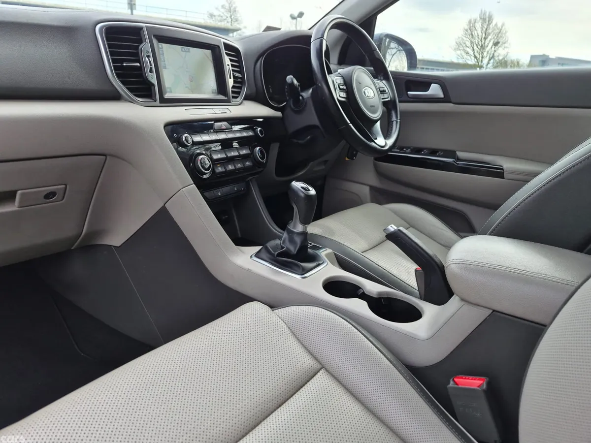 Kia Sportage SUV, Diesel, 2017, Blue