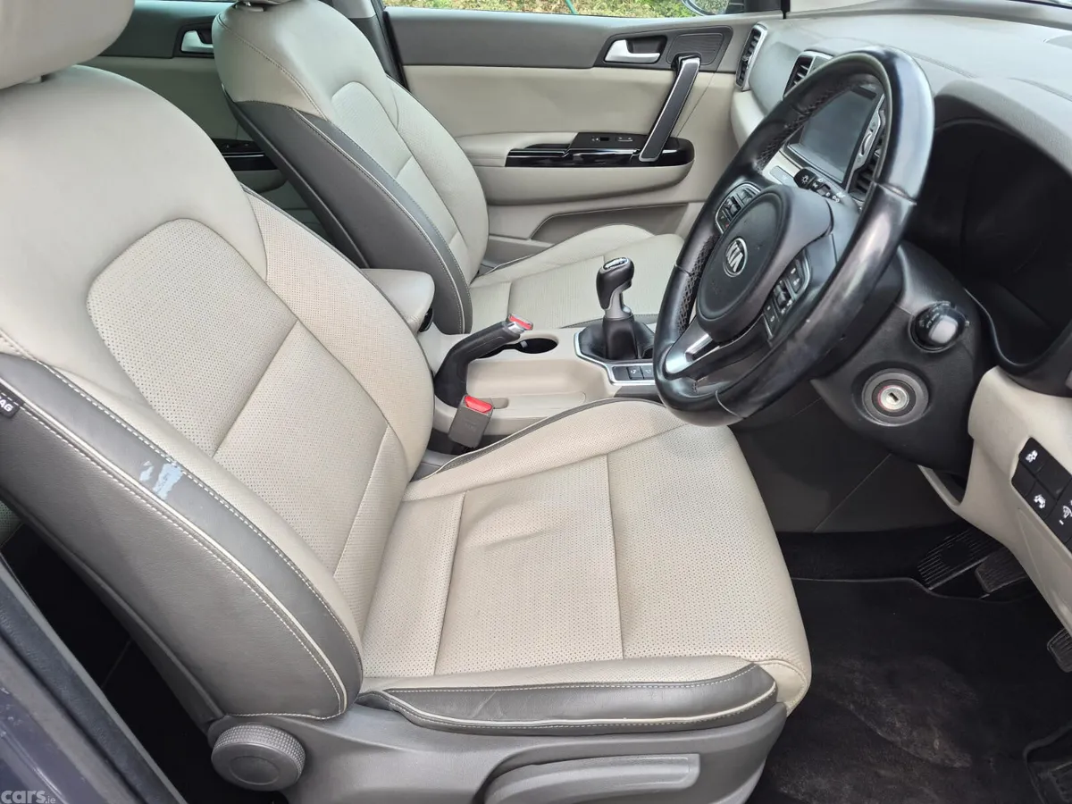 Kia Sportage SUV, Diesel, 2017, Blue