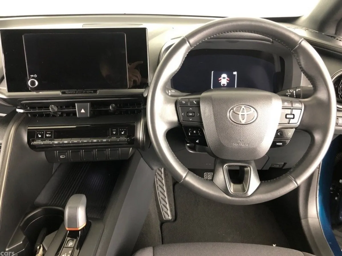 Toyota C-HR SUV, Petrol Hybrid, 2025, Blue