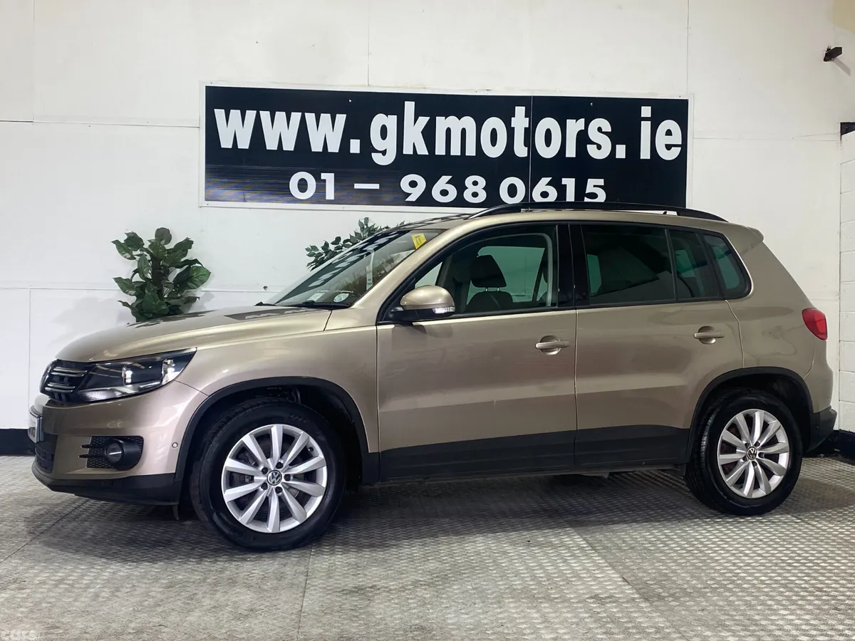 Volkswagen Tiguan SUV, Diesel, 2014, Brown