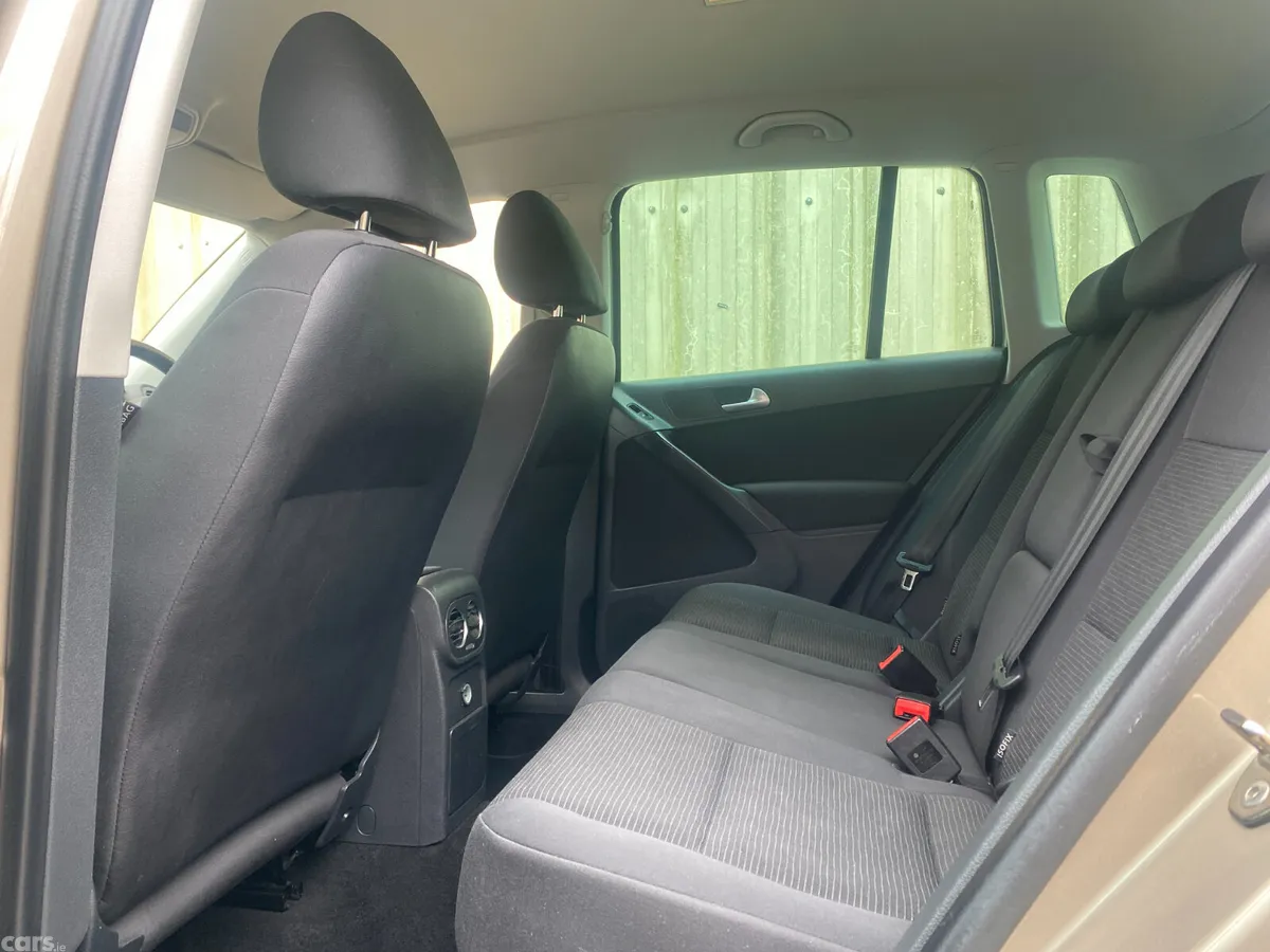 Volkswagen Tiguan SUV, Diesel, 2014, Brown