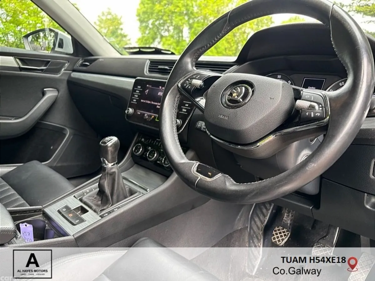 Skoda Superb Saloon, Diesel, 2021, Silver