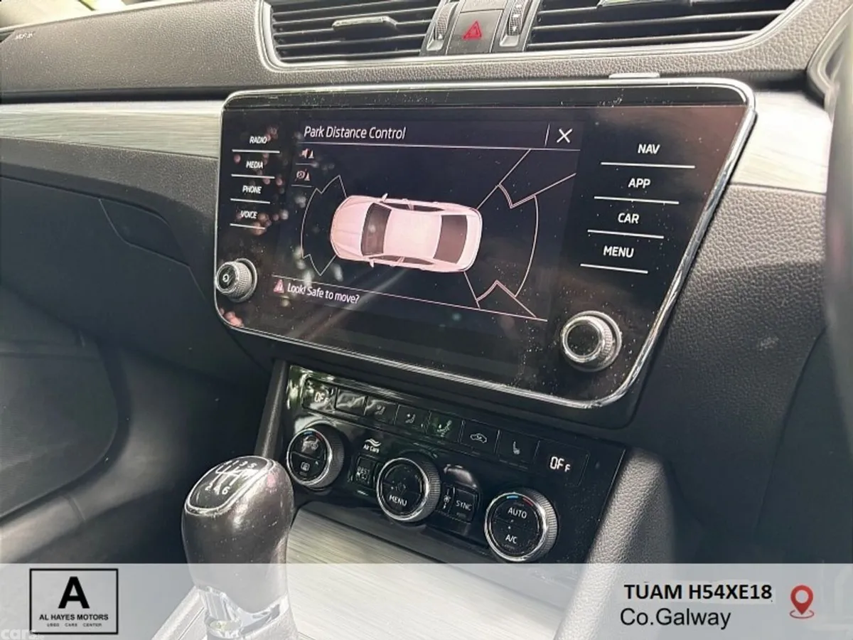 Skoda Superb Saloon, Diesel, 2021, Silver