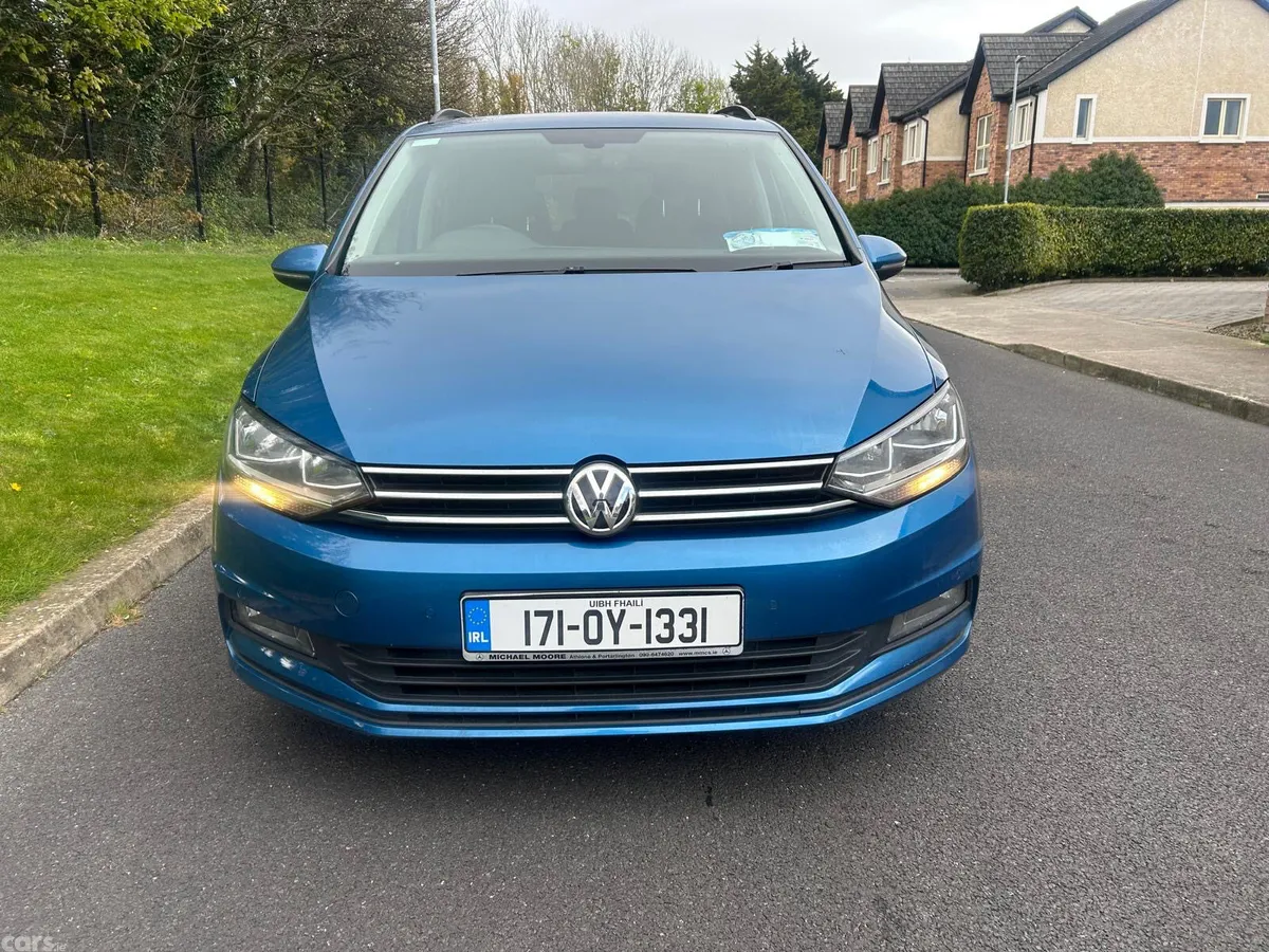 Volkswagen Touran MPV, Diesel, 2017, Blue