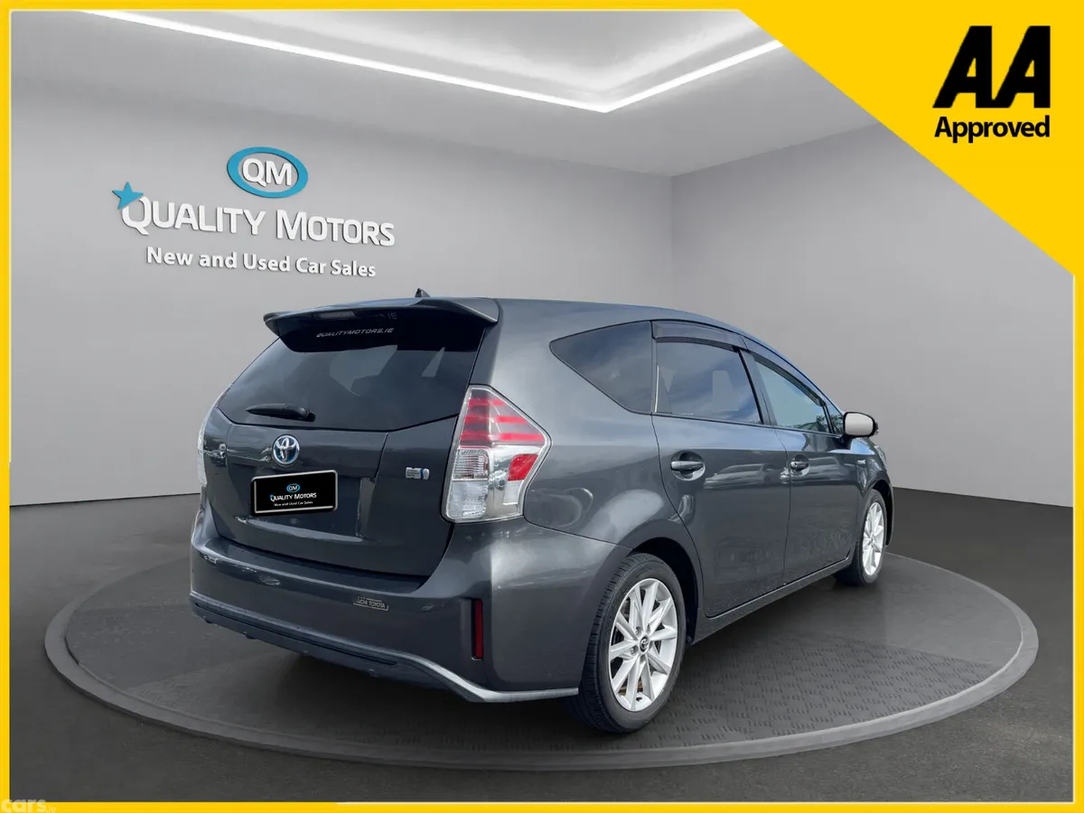 Toyota Prius Hatchback, Petrol Hybrid, 2015, Grey