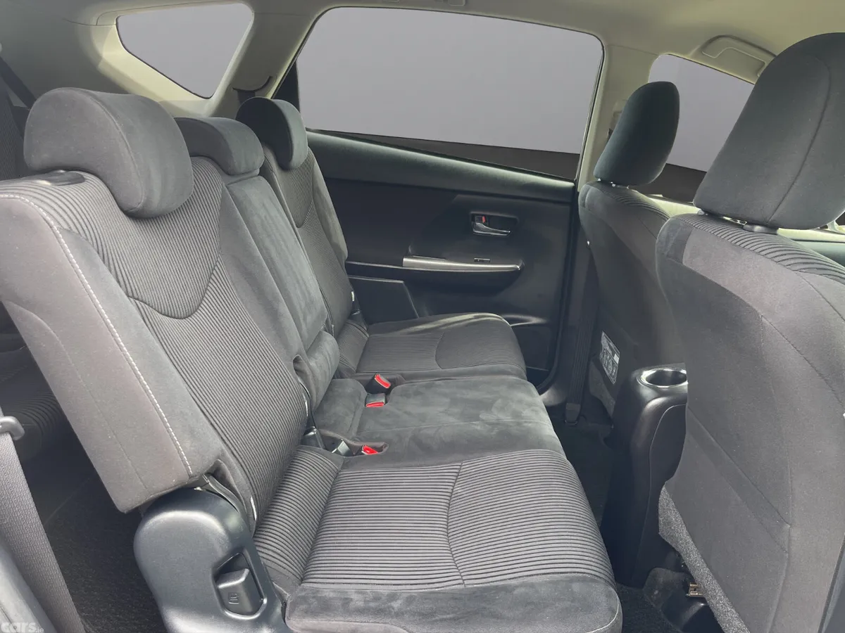 Toyota Prius Hatchback, Petrol Hybrid, 2015, Grey