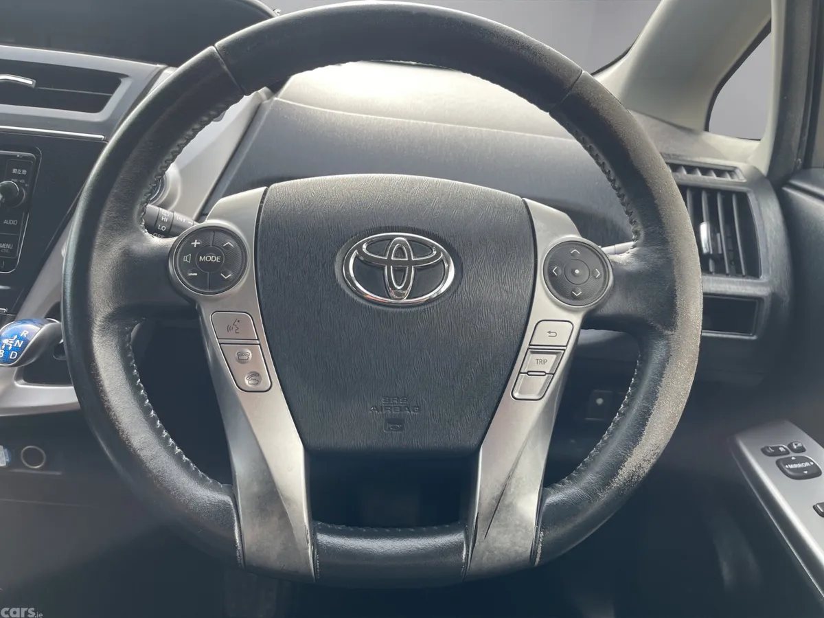 Toyota Prius Hatchback, Petrol Hybrid, 2015, Grey