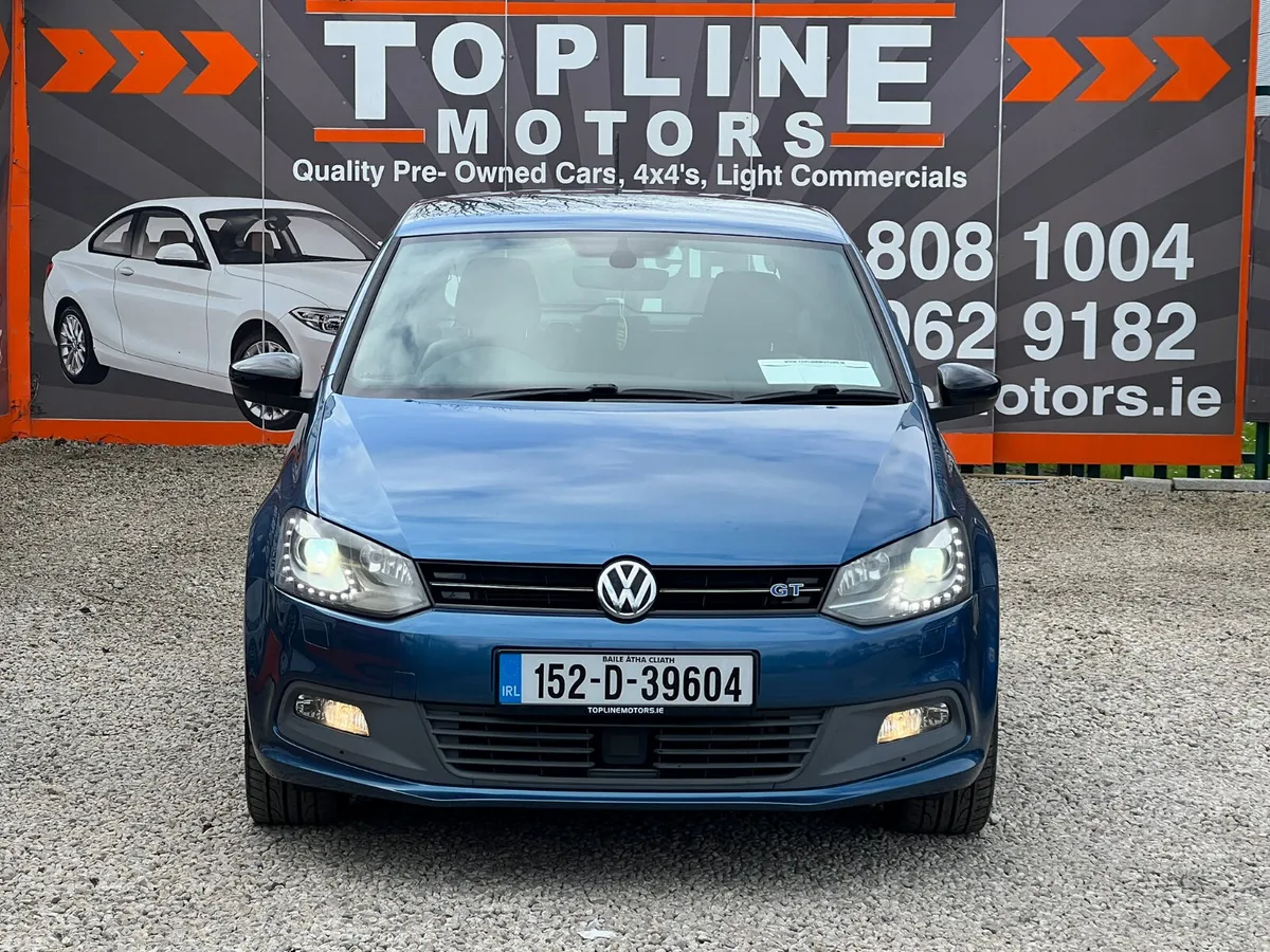Volkswagen Polo Hatchback, Petrol, 2015, Blue