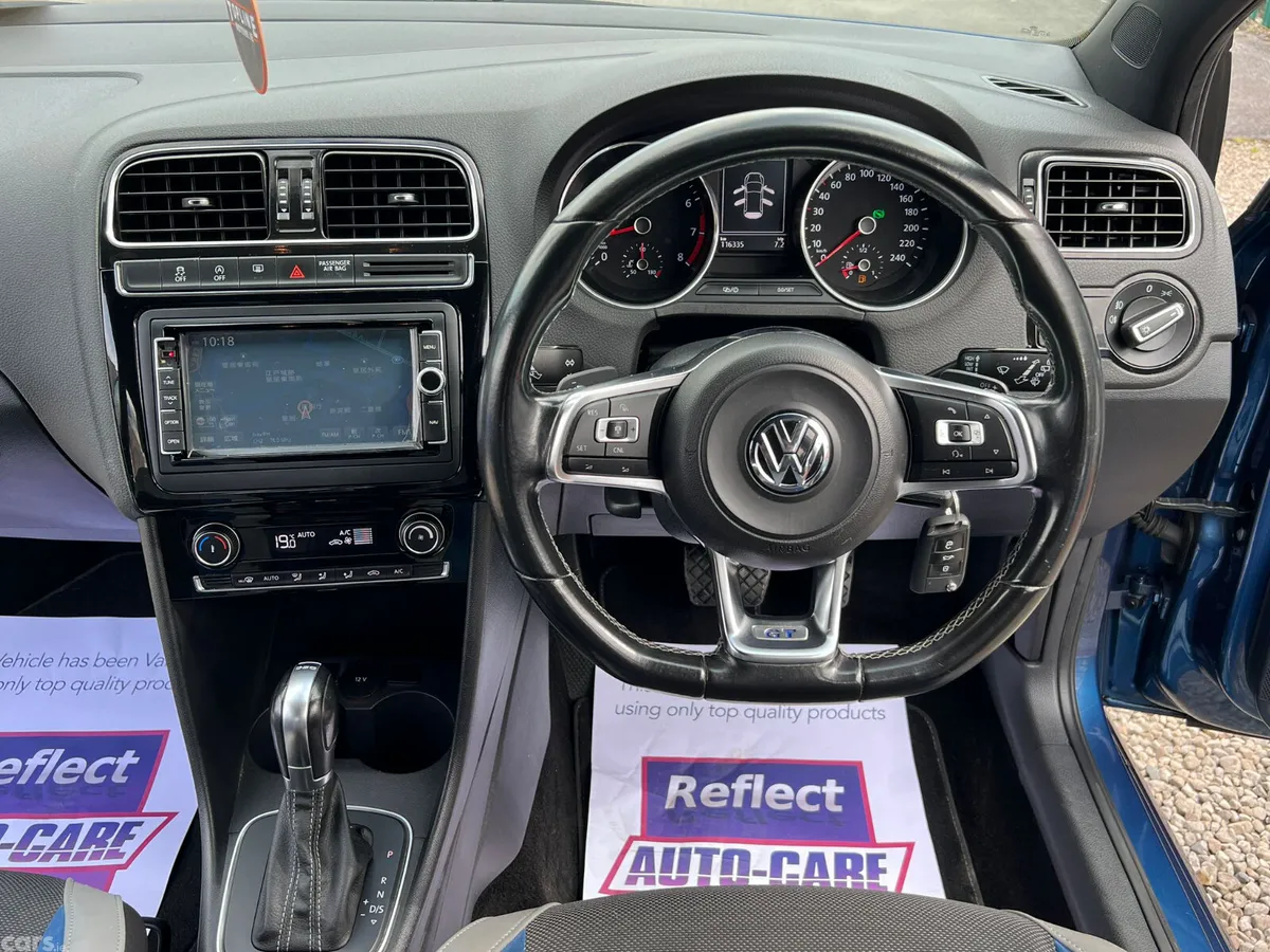 Volkswagen Polo Hatchback, Petrol, 2015, Blue