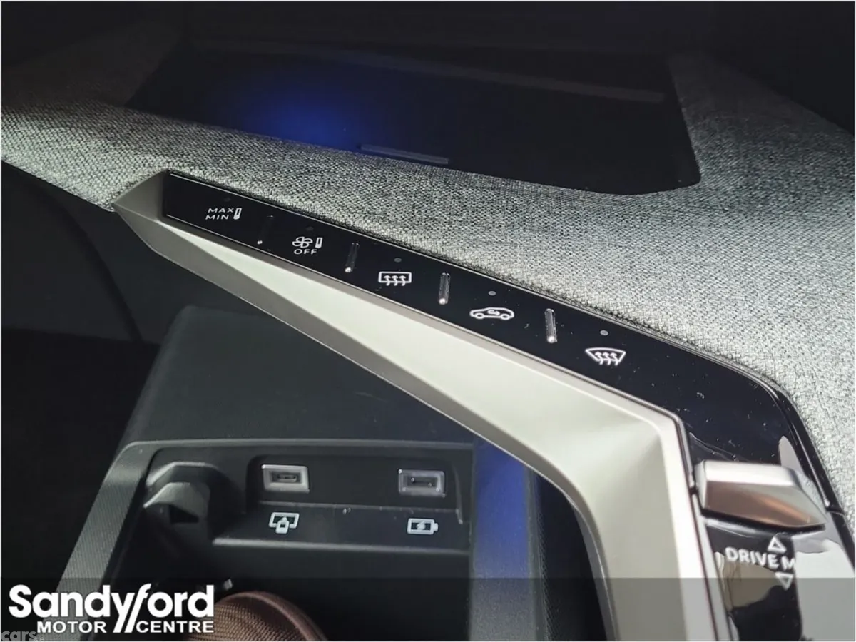 Peugeot 3008 SUV, Petrol Hybrid, 2026, Blue