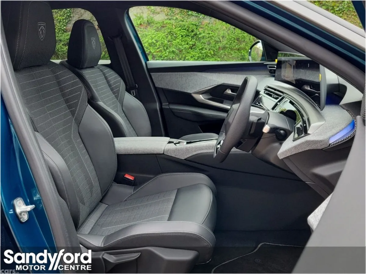 Peugeot 3008 SUV, Petrol Hybrid, 2026, Blue