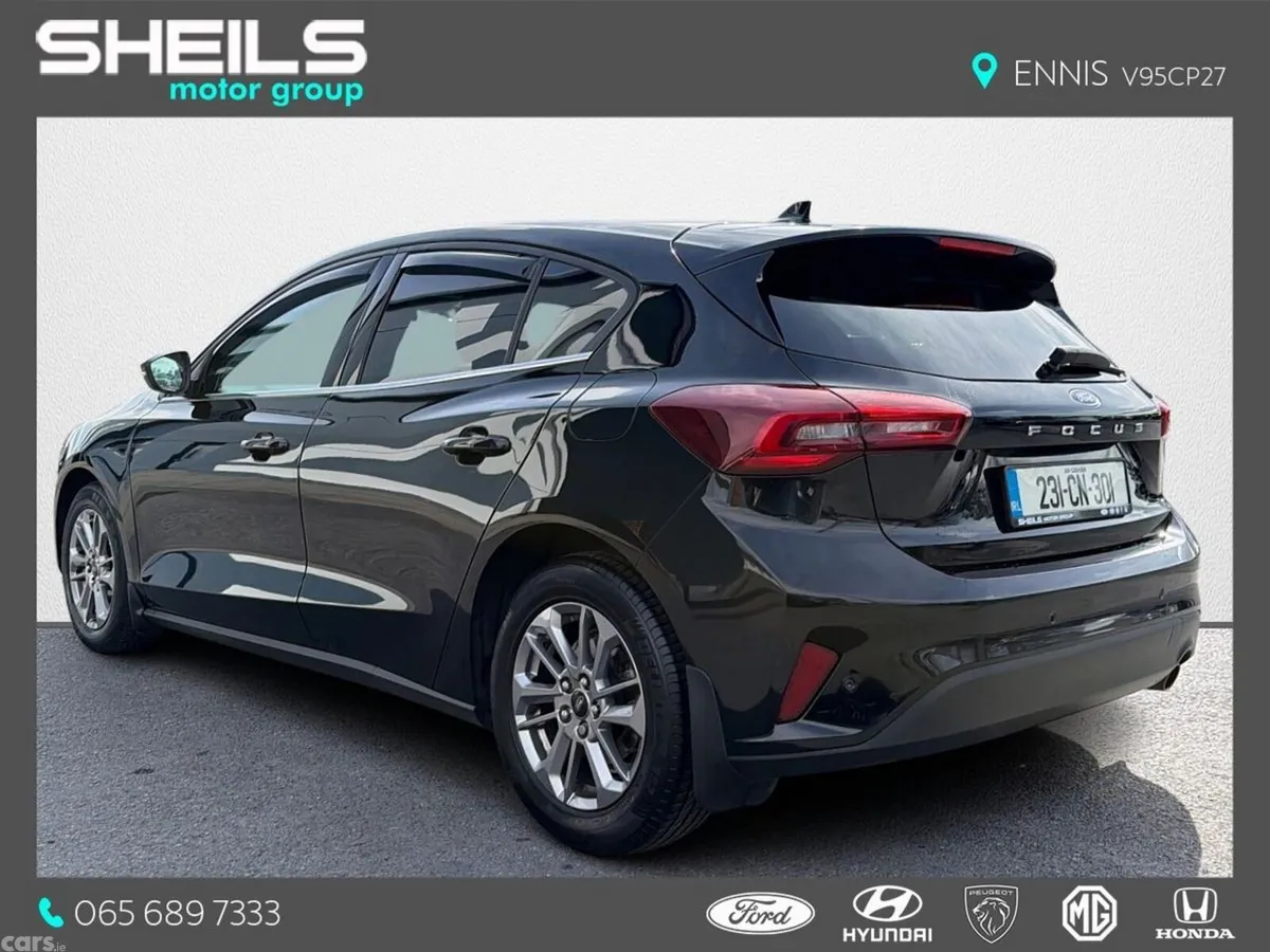 Ford Focus Hatchback, Petrol, 2023, Black