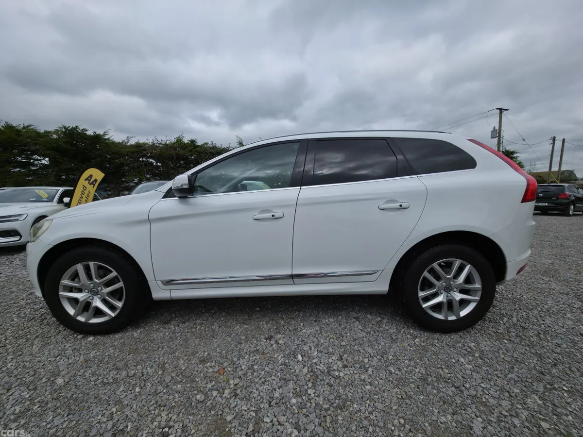 Volvo XC60 SUV, Diesel, 2017, White